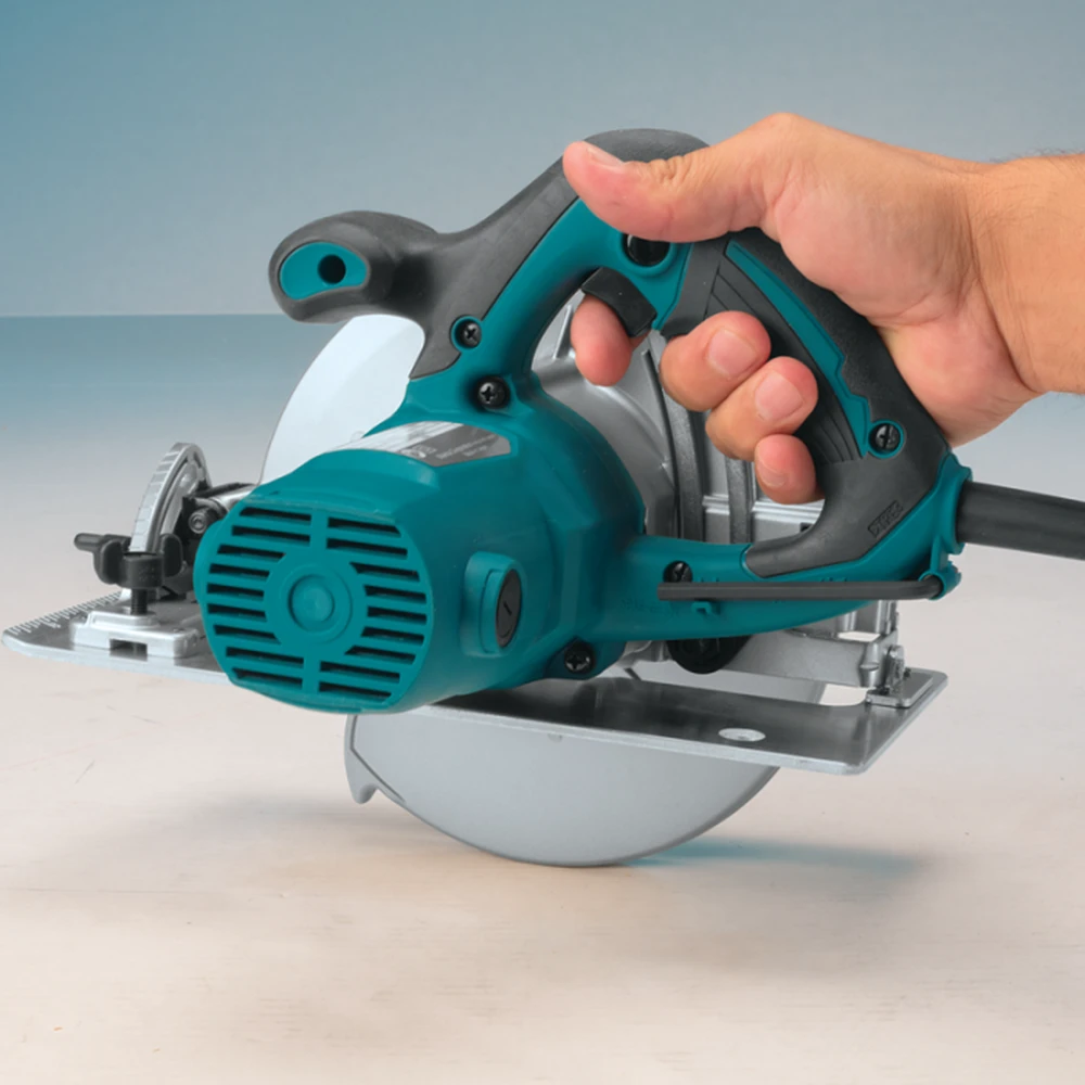 Sierra-circular-7-Pulg-Makita-HS7600-1_resultado