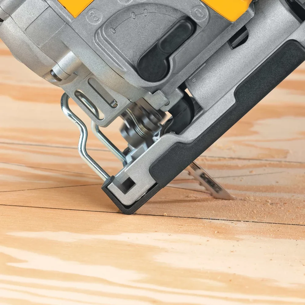 sierra-caladora-dewalt-DW331K-3_resultado