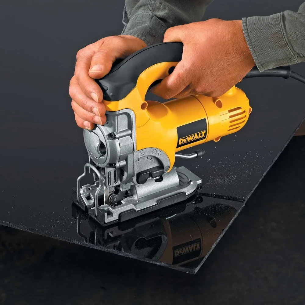sierra-caladora-dewalt-DW331K-4_resultado