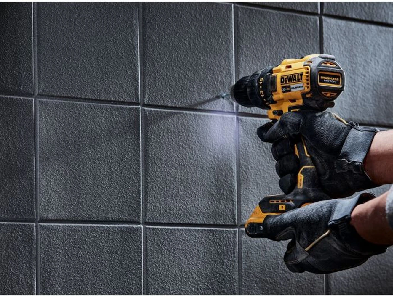 taladro-rotomartillo-Dcd7781d2-DeWalt-3_resultado