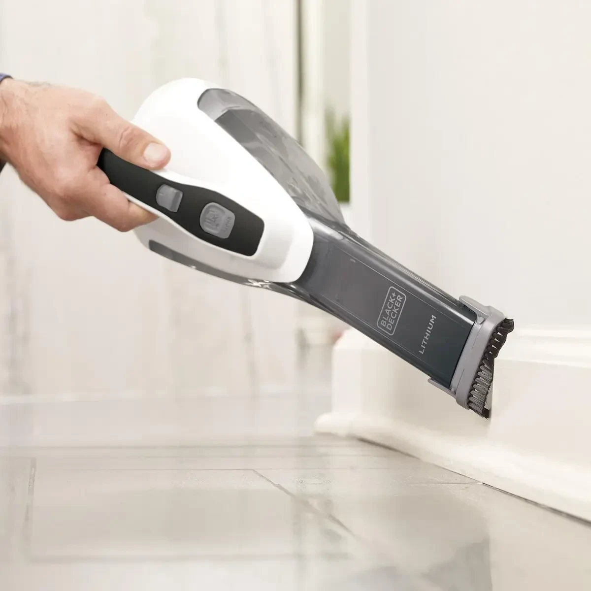 Aspiradora_Inalámbrica_de Mano_Black+Decker_HLVA325J10_lado1